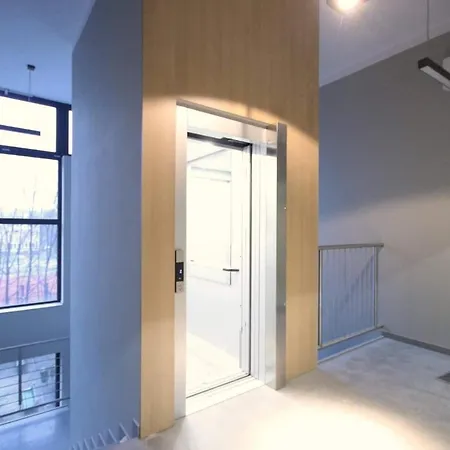 Nowoczesny Apartament Przy Sky Tower